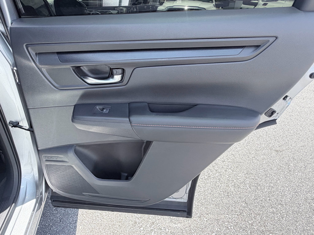 Used 2025 Honda CR-V Sport image 33