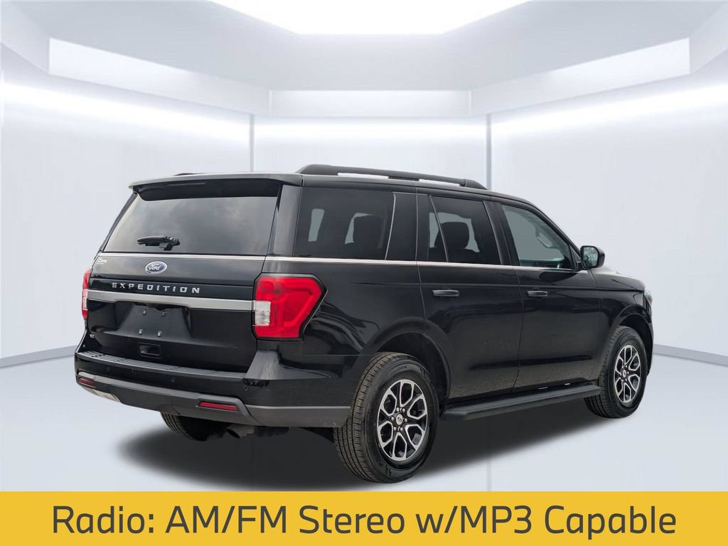Used 2024 Ford Expedition XLT AWD/4WD image 6