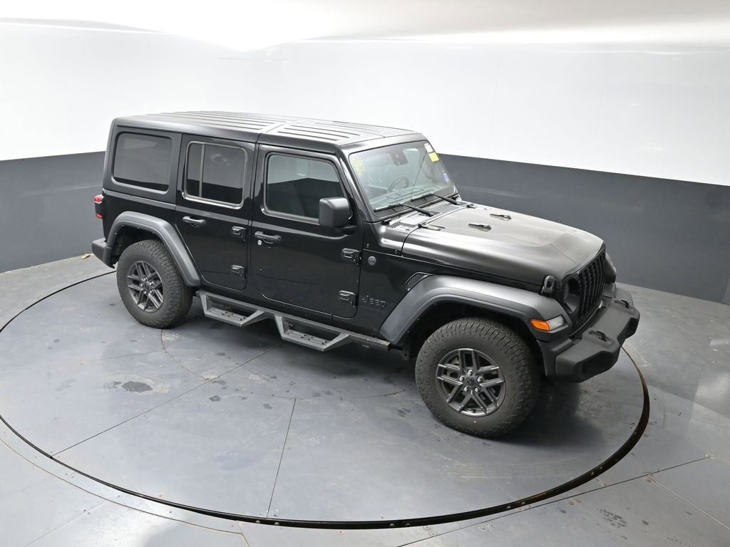 Used 2024 Jeep Wrangler Unlimited Sport AWD/4WD image 16