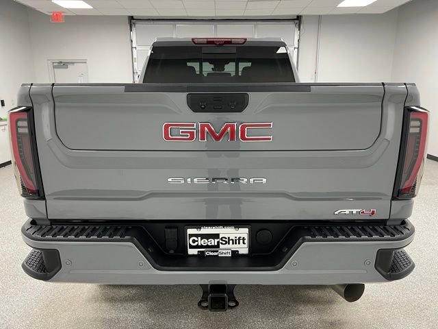 Used 2024 GMC Sierra 3500 AT4 w/ AT4 Premium Plus Package image 8