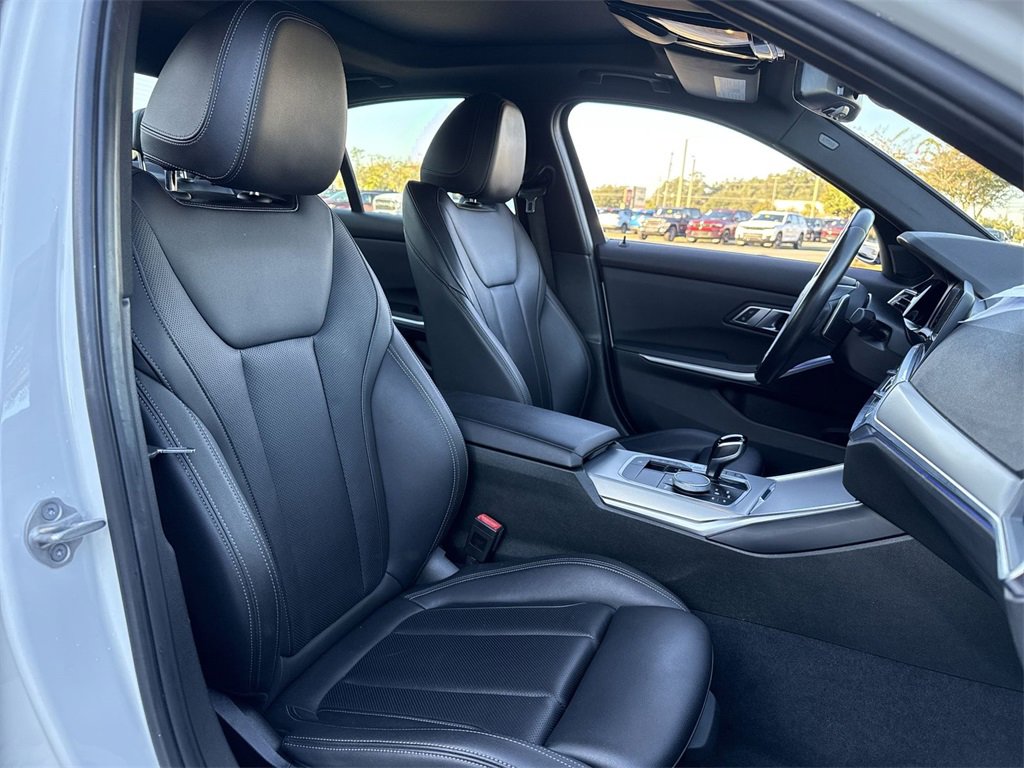 Used 2022 BMW 330i Sedan image 26