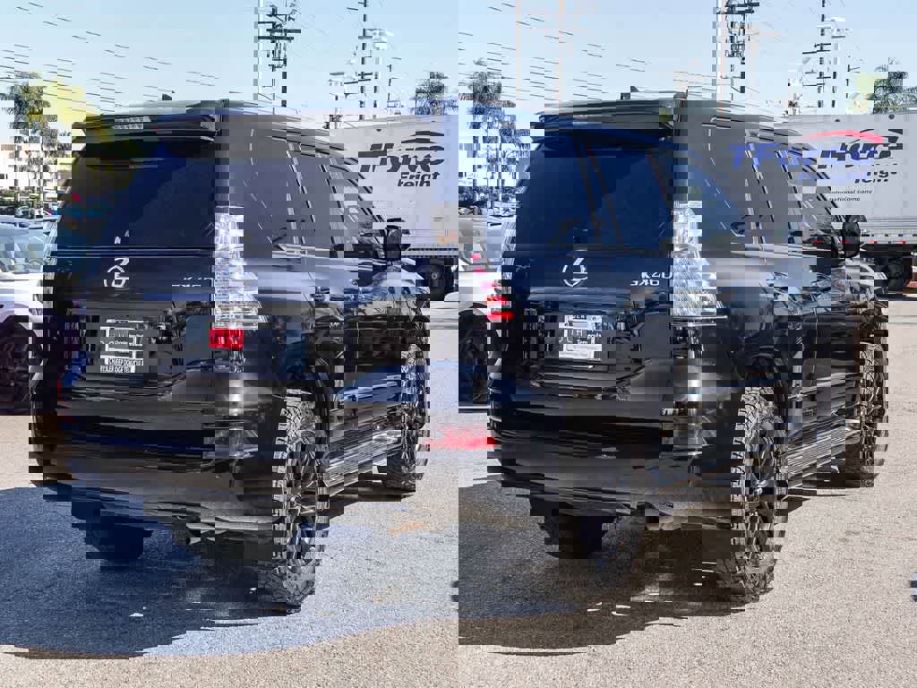 Used 2018 Lexus GX 460 Premium w/ Premium Package image 4