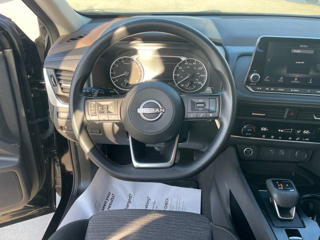 Used 2023 Nissan Rogue SV AWD/4WD image 23