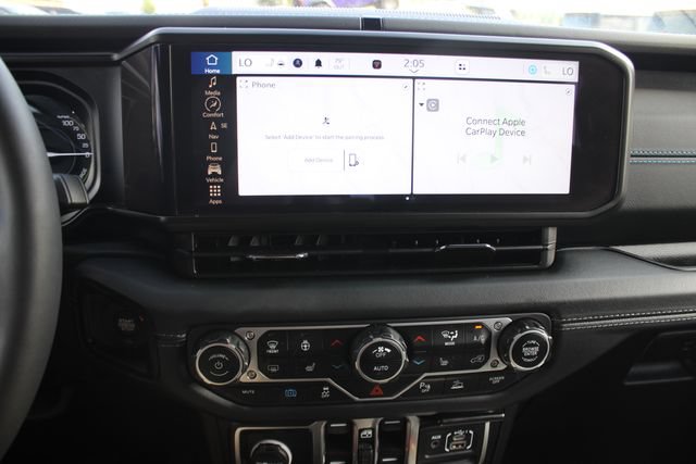 Used 2024 Jeep Wrangler High Altitude AWD/4WD image 4