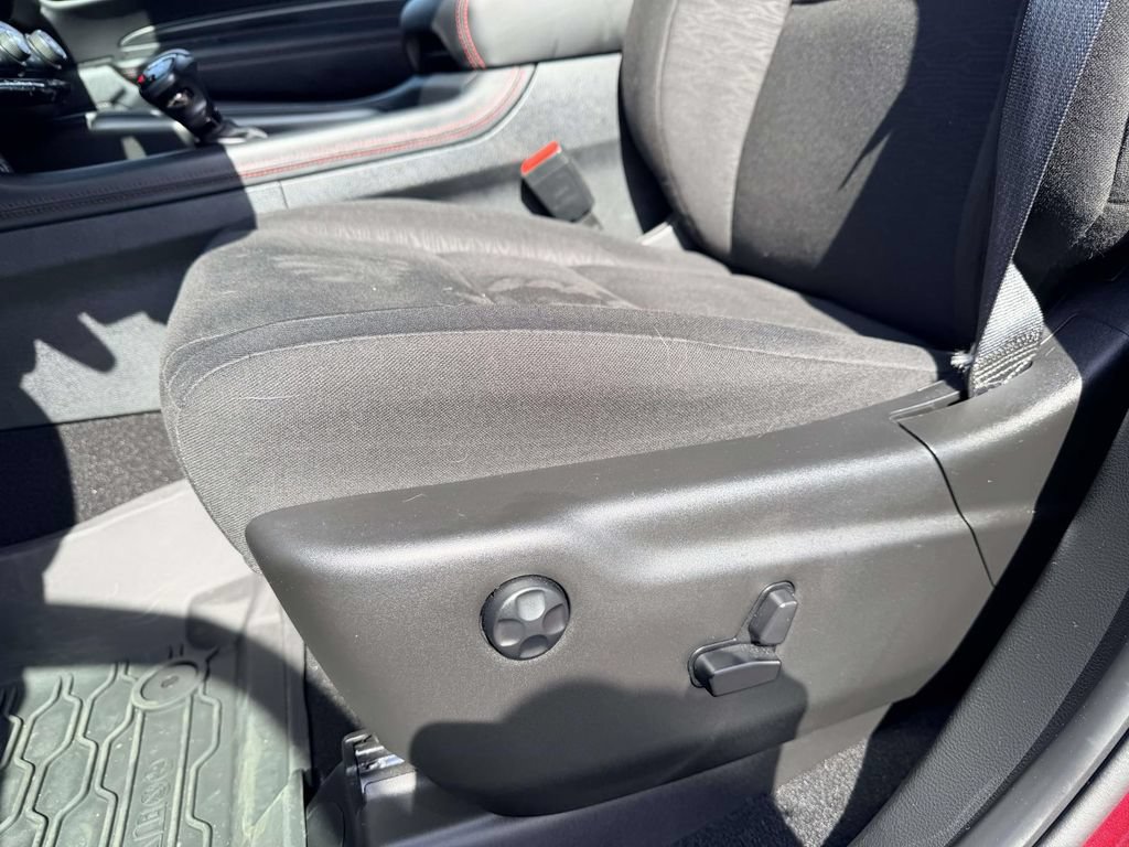 Used 2024 Dodge Durango GT w/ Blacktop Package AWD/4WD image 14
