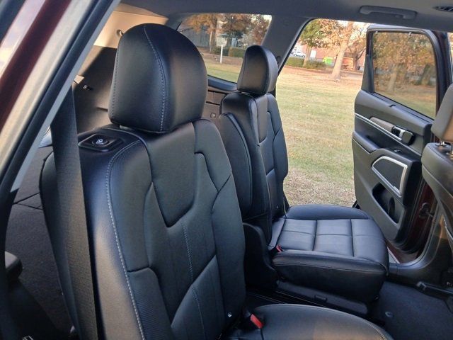 Used 2022 Kia Telluride EX w/ EX Premium Package image 44