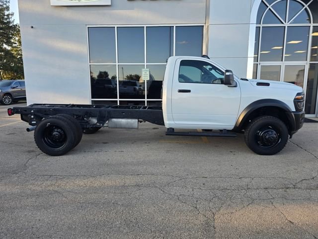 Used 2025 RAM 5500 Tradesman AWD/4WD image 2