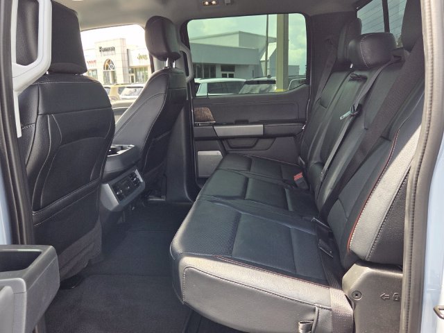 Used 2024 Ford F250 Lariat w/ Lariat Ultimate Package AWD/4WD image 12