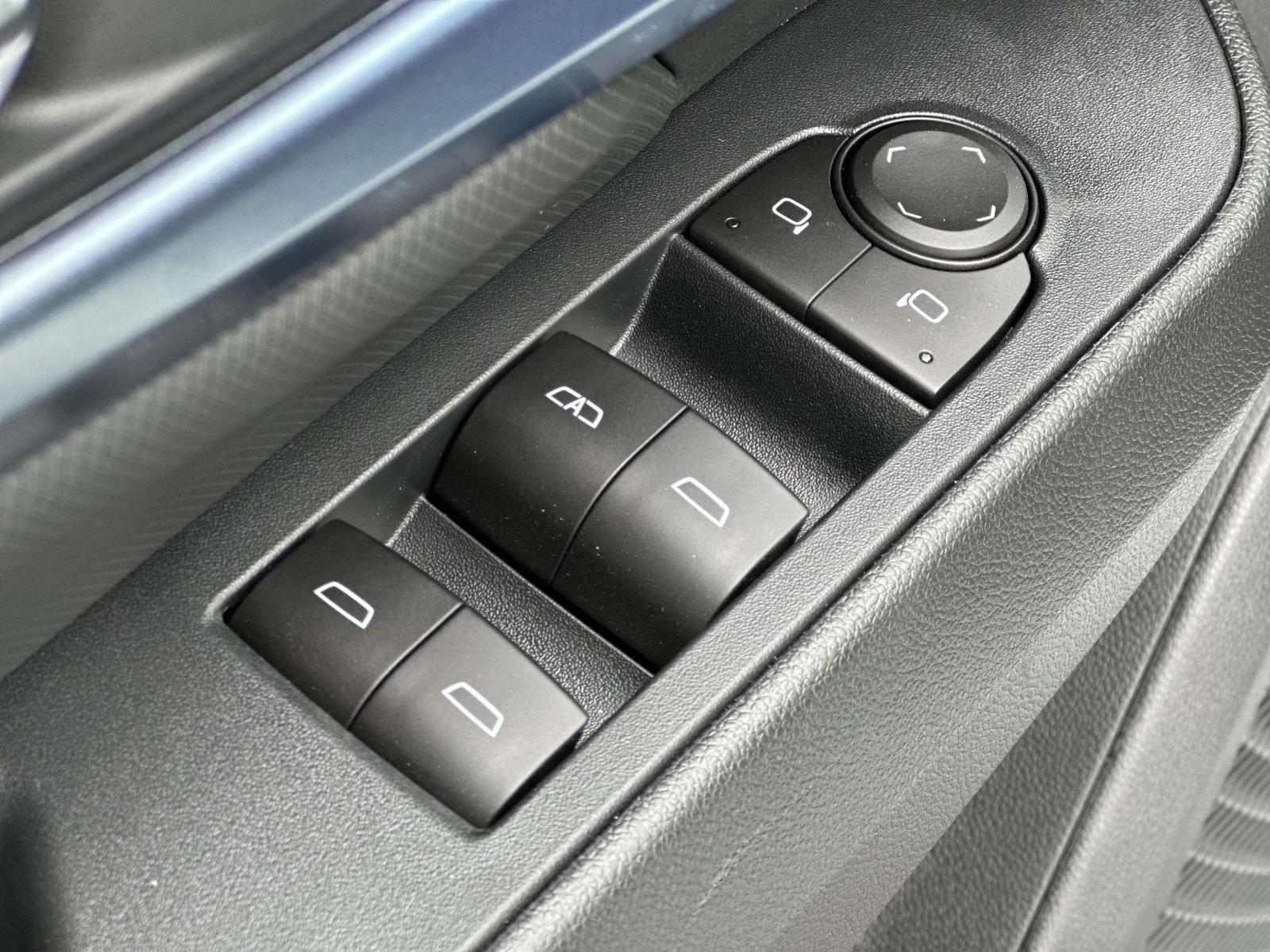 New 2026 Chevrolet Equinox EV LT image 20