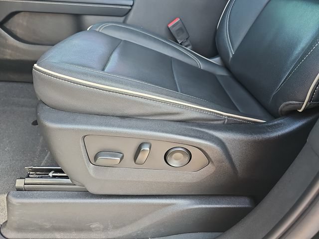 Used 2023 GMC Yukon SLT RWD image 20