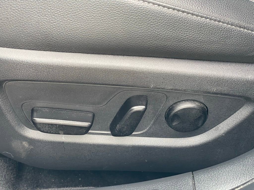 Certified 2023 MAZDA CX-50 2.5 S w/ Cargo Package image 16