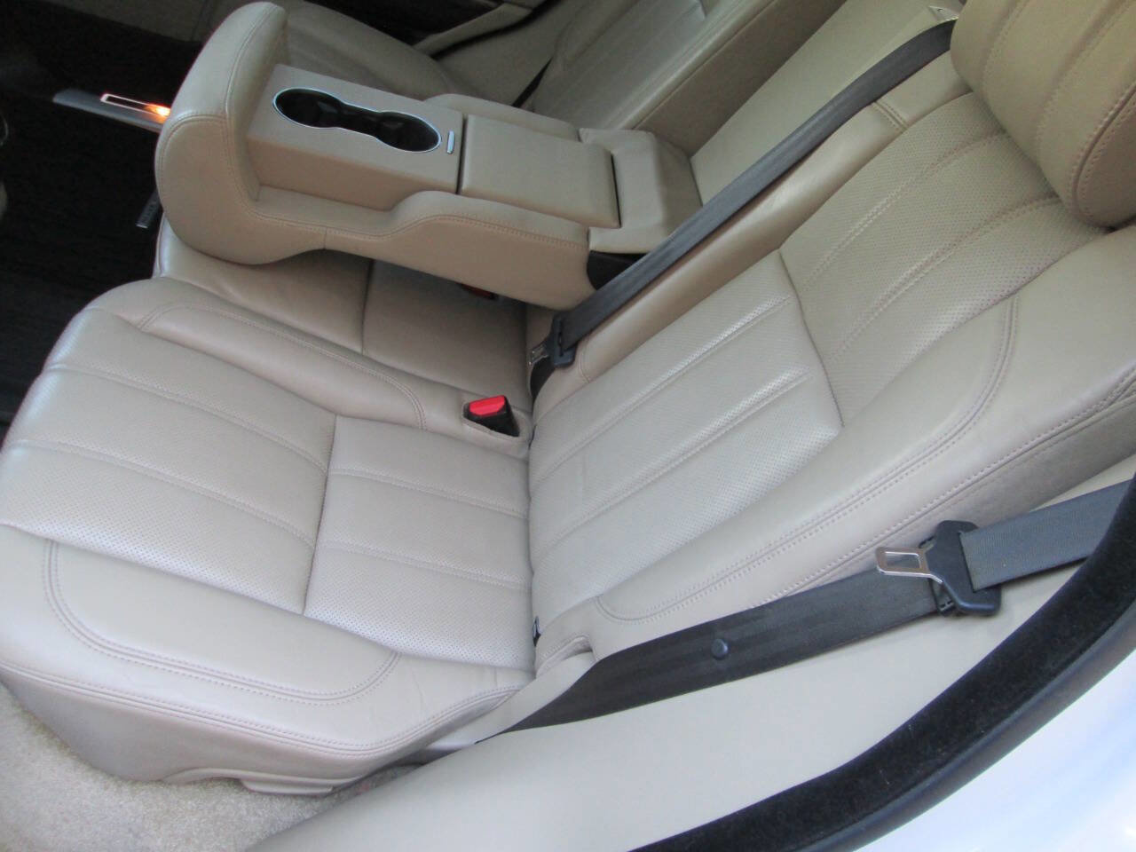 Used 2016 Land Rover Range Rover Long Wheelbase Supercharged image 32