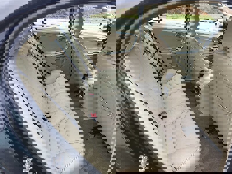 Used 2015 Volvo S60 T5 Premier image 13