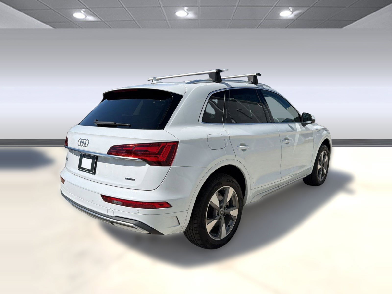 Used 2023 Audi Q5 2.0T Premium w/ Convenience Package AWD/4WD image 9