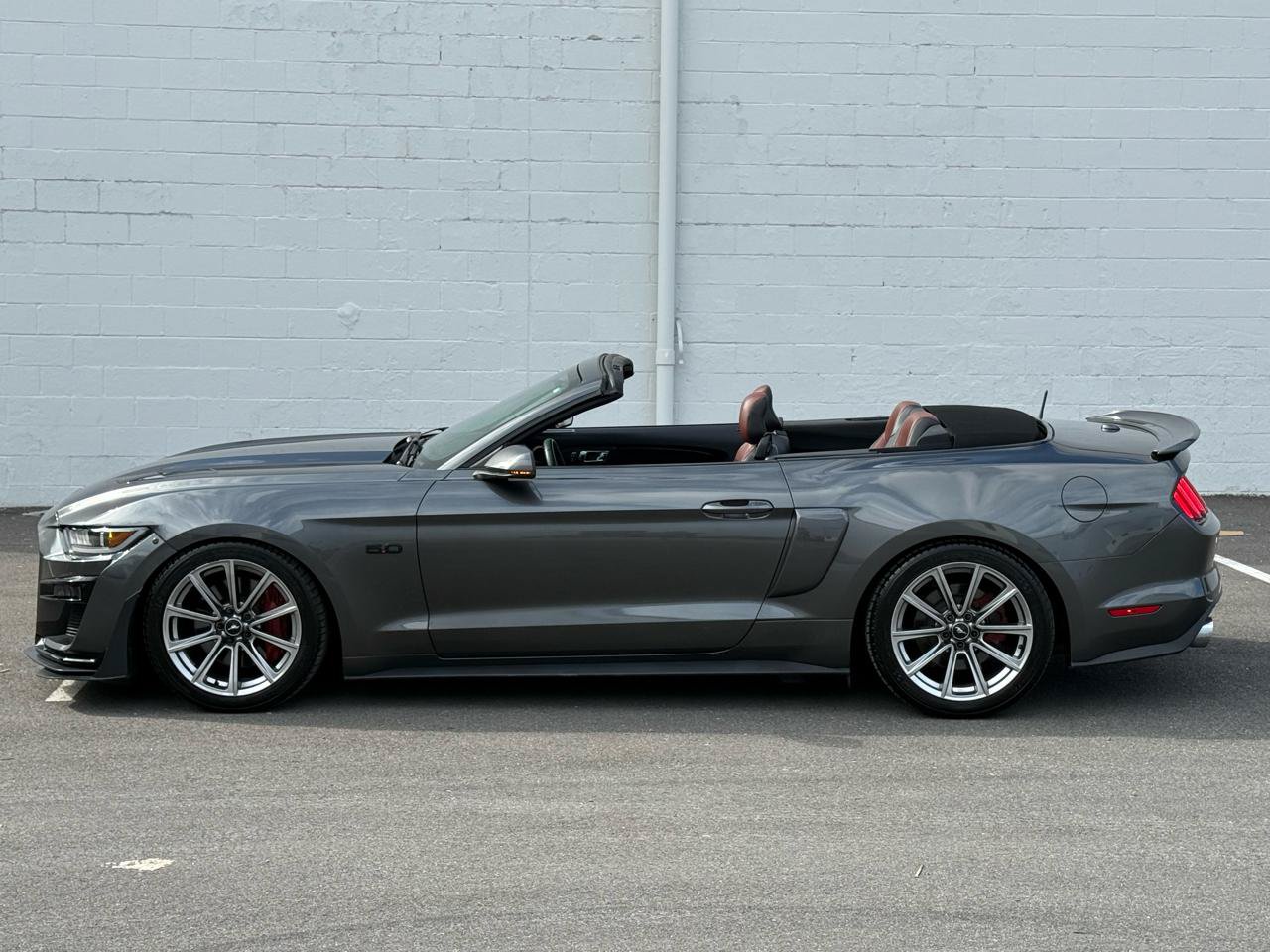 Used 2015 Ford Mustang GT Premium RWD image 10