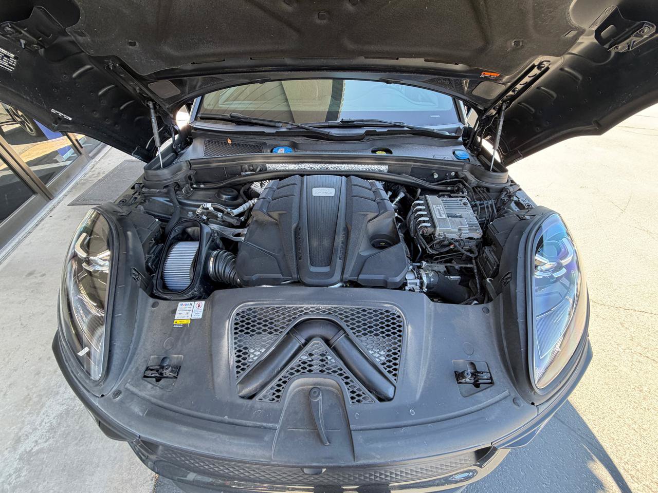 Used 2022 Porsche Macan S w/ Premium Package Plus AWD/4WD image 26