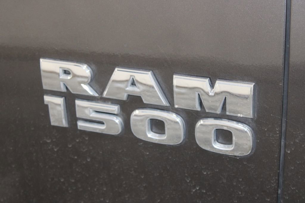 Used 2015 RAM 1500 Express RWD image 13
