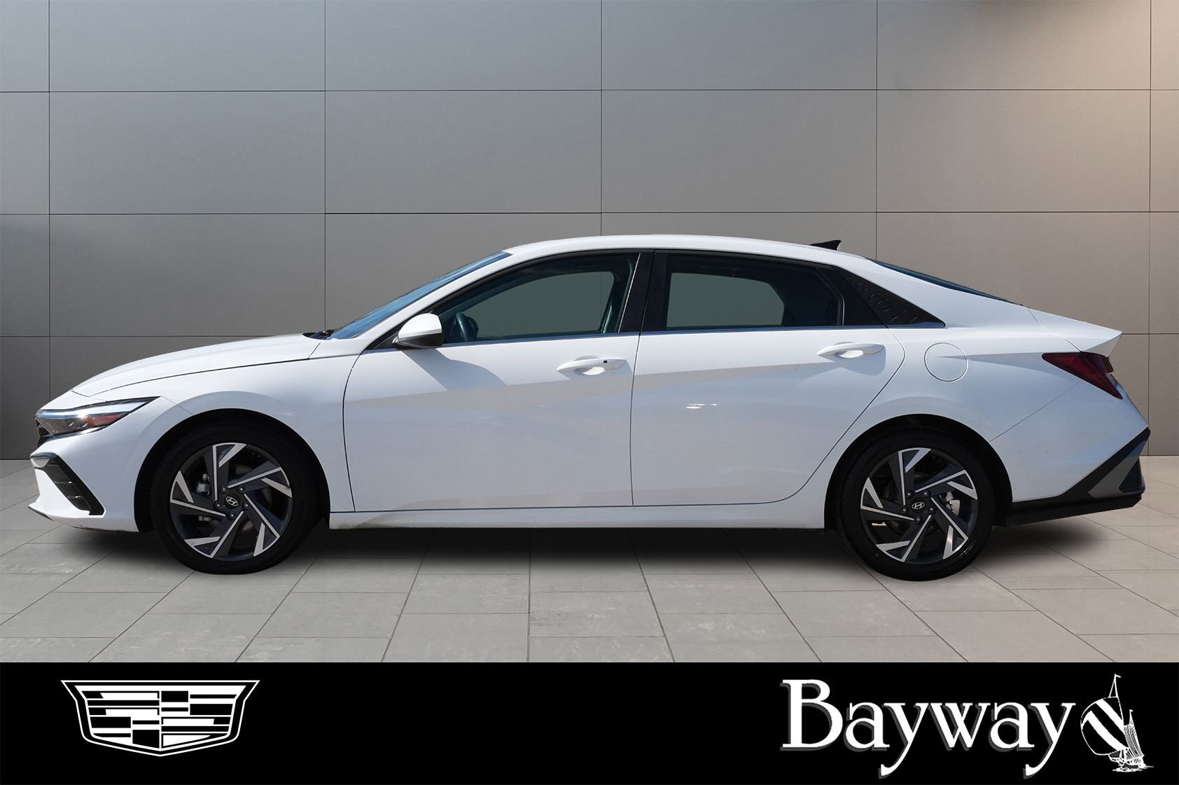 Used 2025 Hyundai Elantra SEL image 4