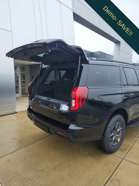 New 2025 Ford Expedition Tremor image 25