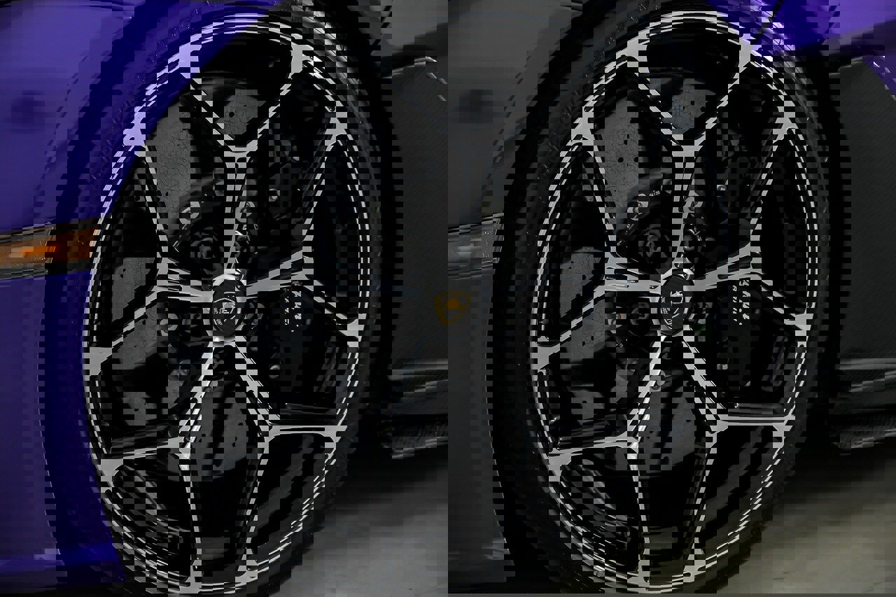 Used 2024 Lamborghini Revuelto image 25