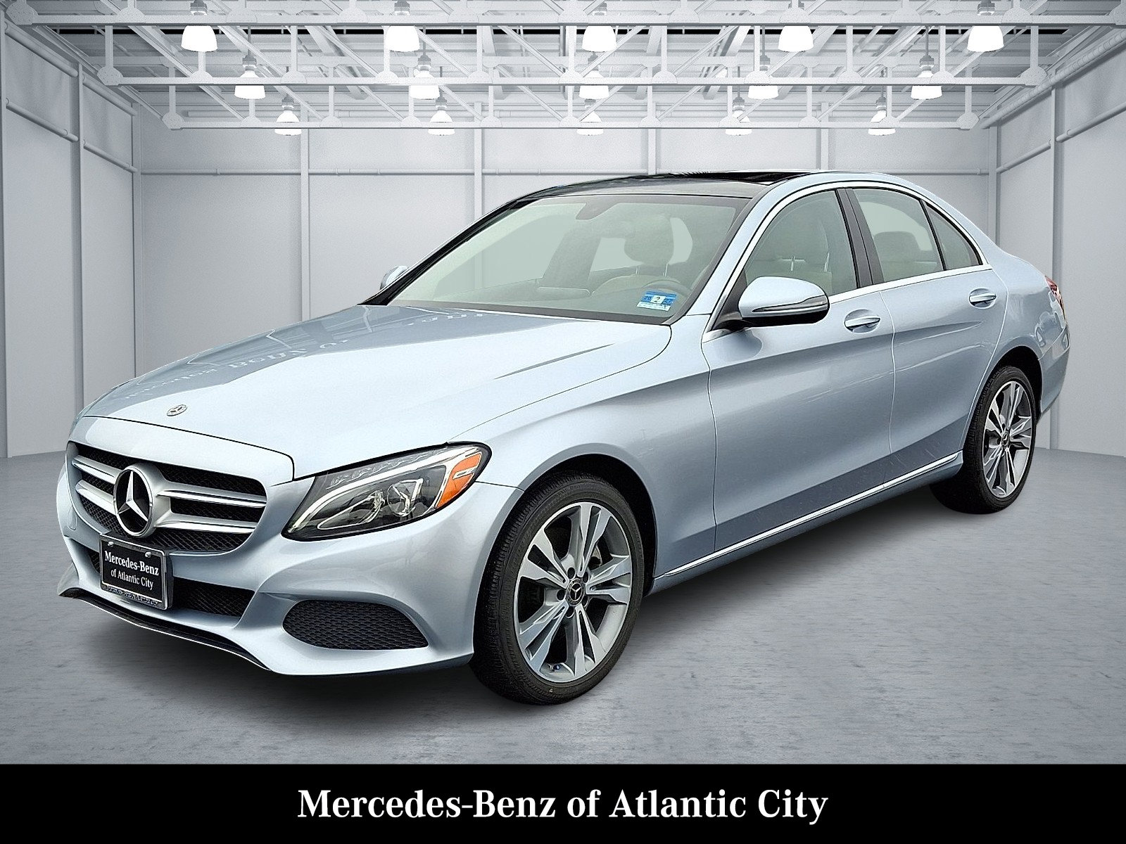 Certified 2018 Mercedes-Benz C 300 4MATIC Sedan image 3