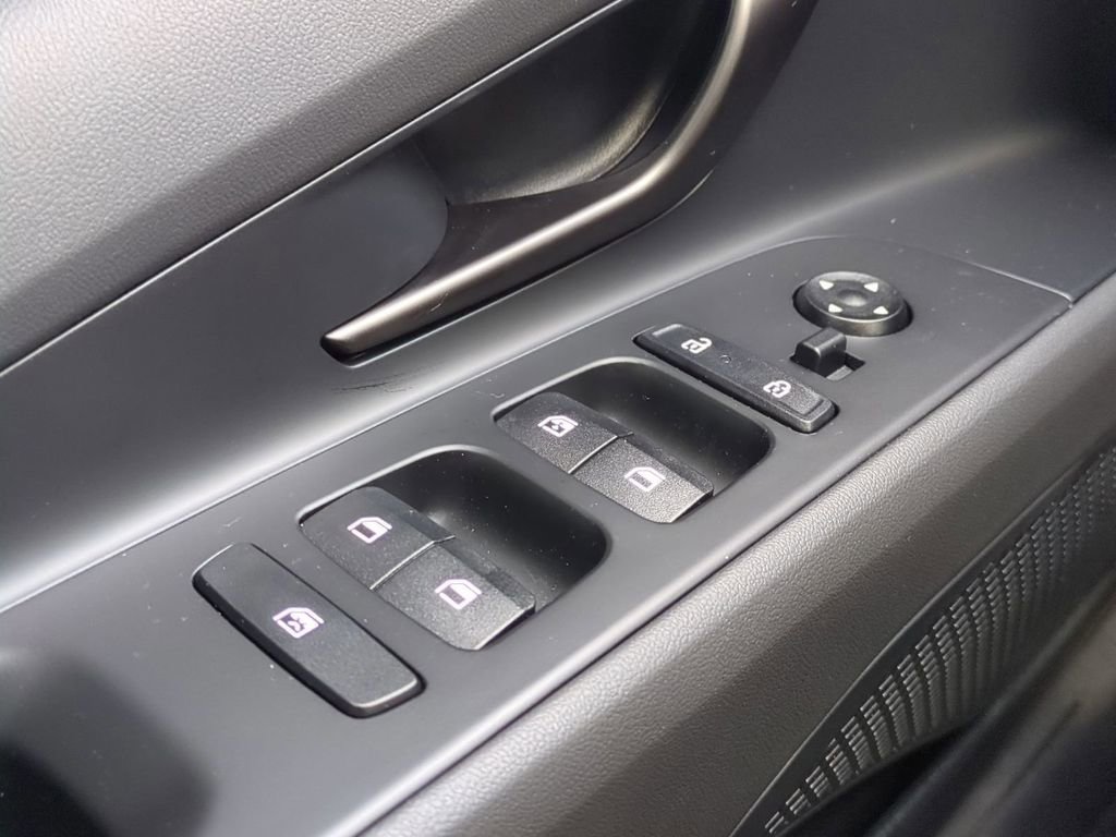 New 2026 Hyundai Elantra Sport image 26