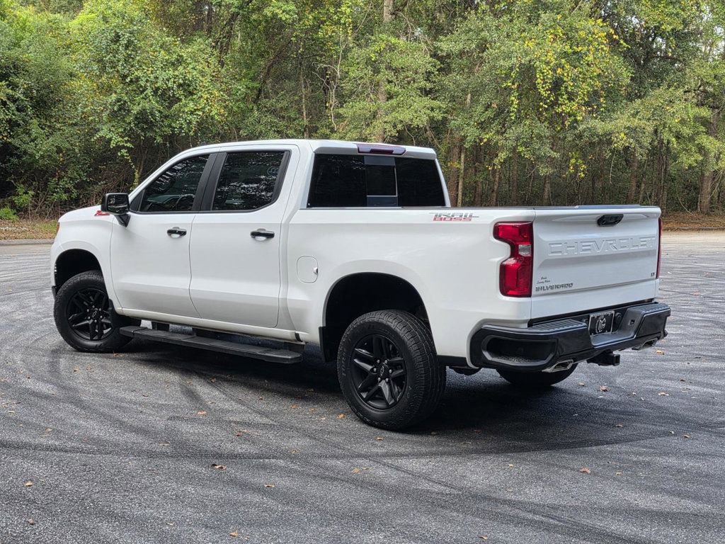 Used 2022 Chevrolet Silverado 1500 LT Trail Boss w/ Convenience Package II image 4