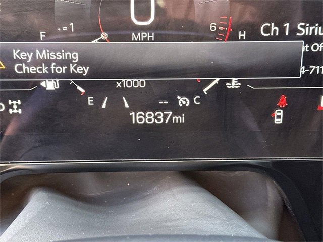 Used 2025 GMC Yukon Denali image 11