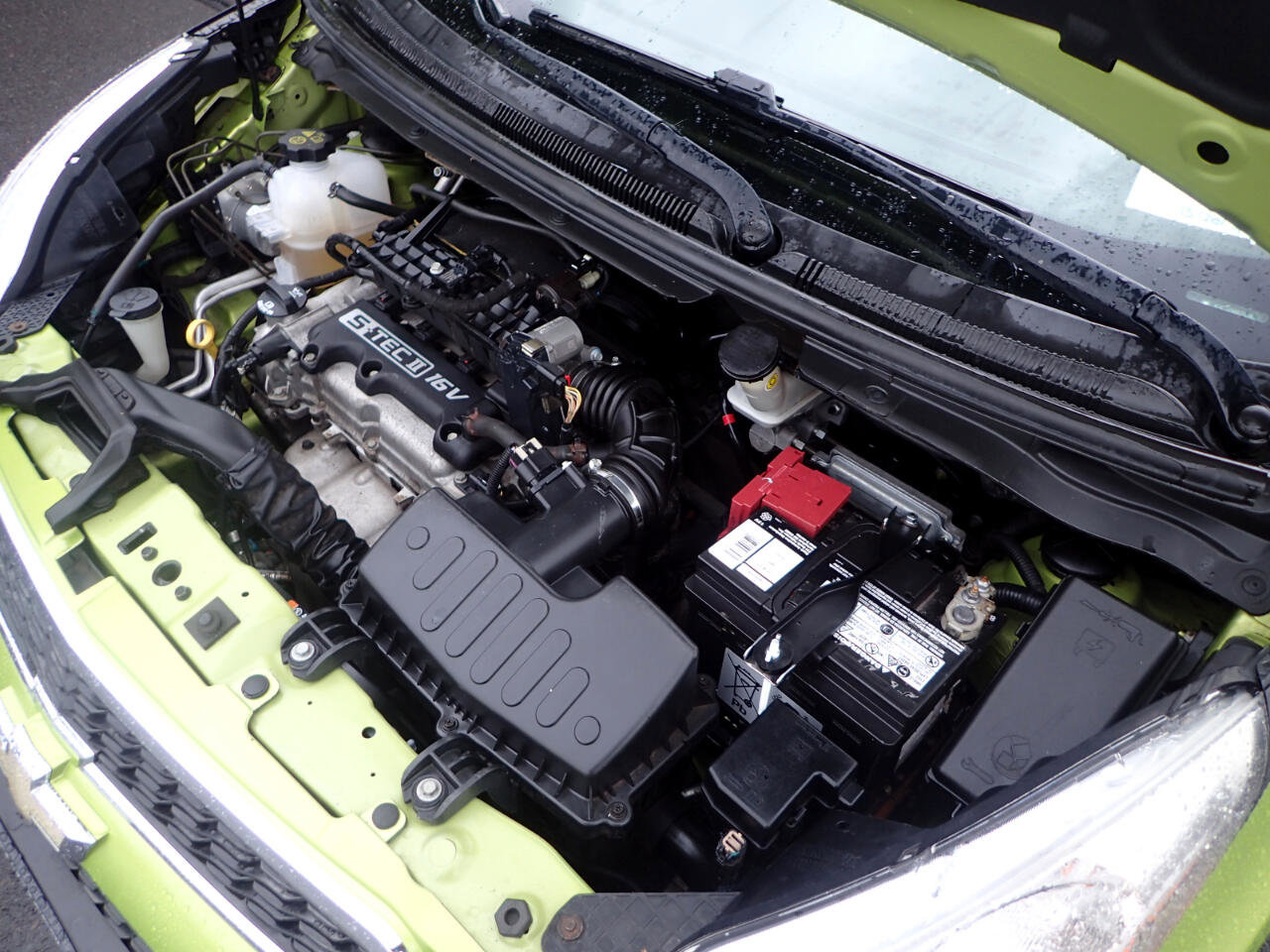 Used 2013 Chevrolet Spark LT image 21