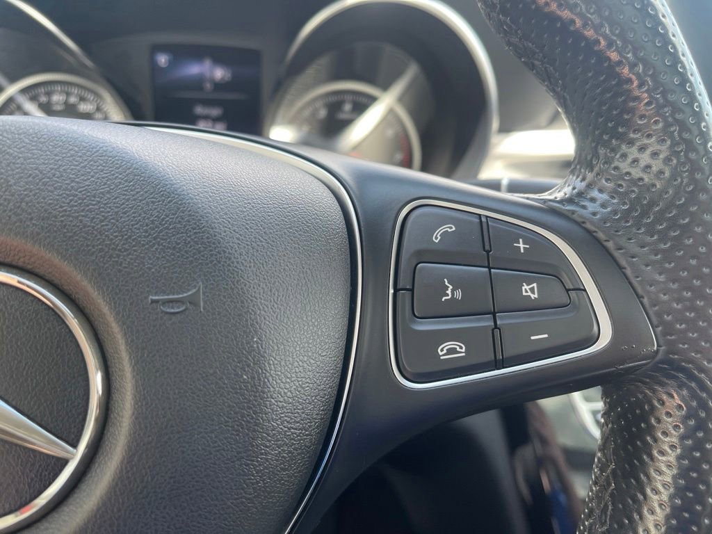 Used 2015 Mercedes-Benz C 300 4MATIC Sedan image 25