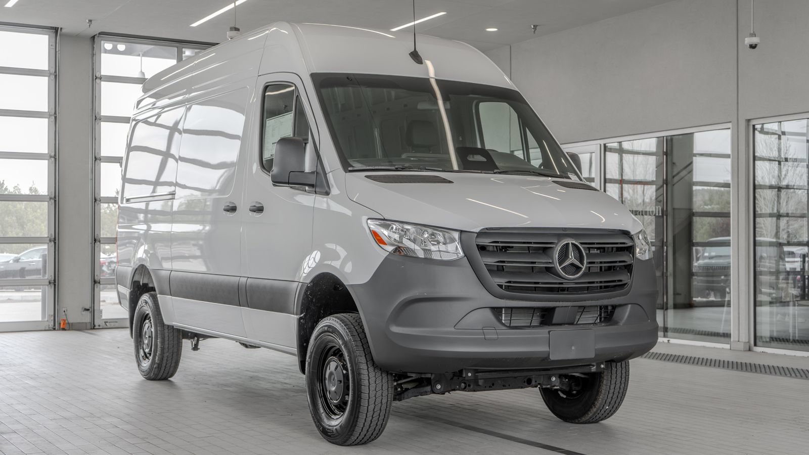 Used 2025 Mercedes-Benz Sprinter 2500 image 19