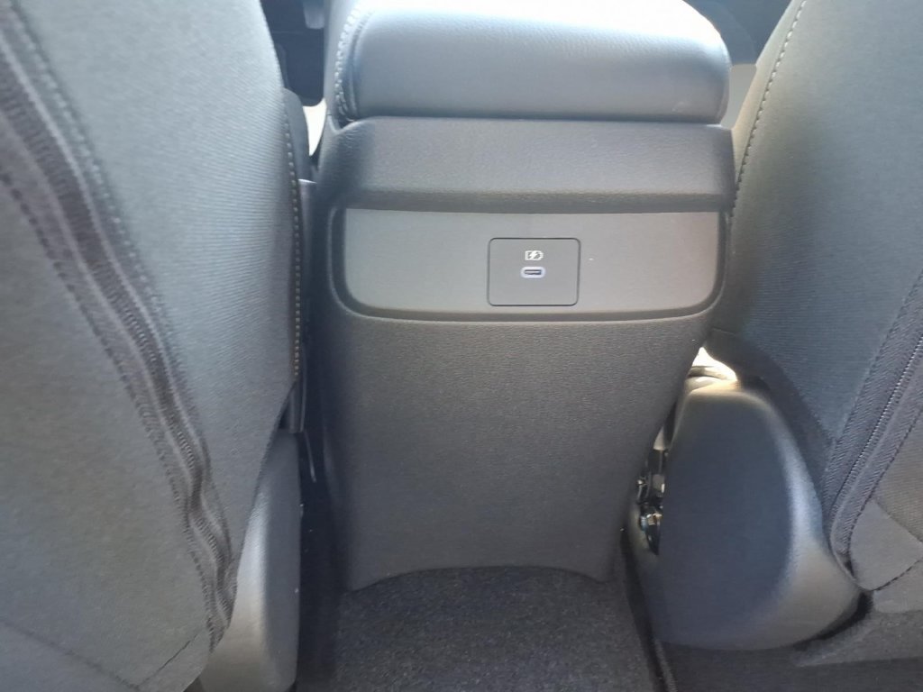 New 2027 Nissan Sentra SV w/ SV Convenience Package FWD image 13