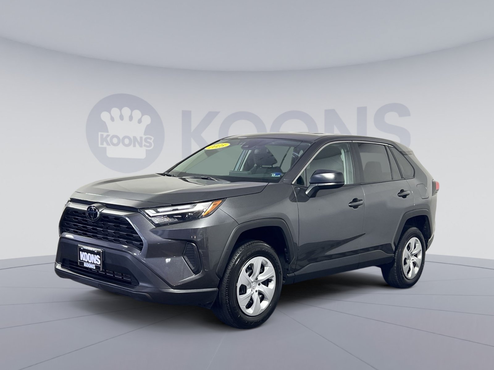 Used 2025 Toyota RAV4 LE AWD/4WD image 5
