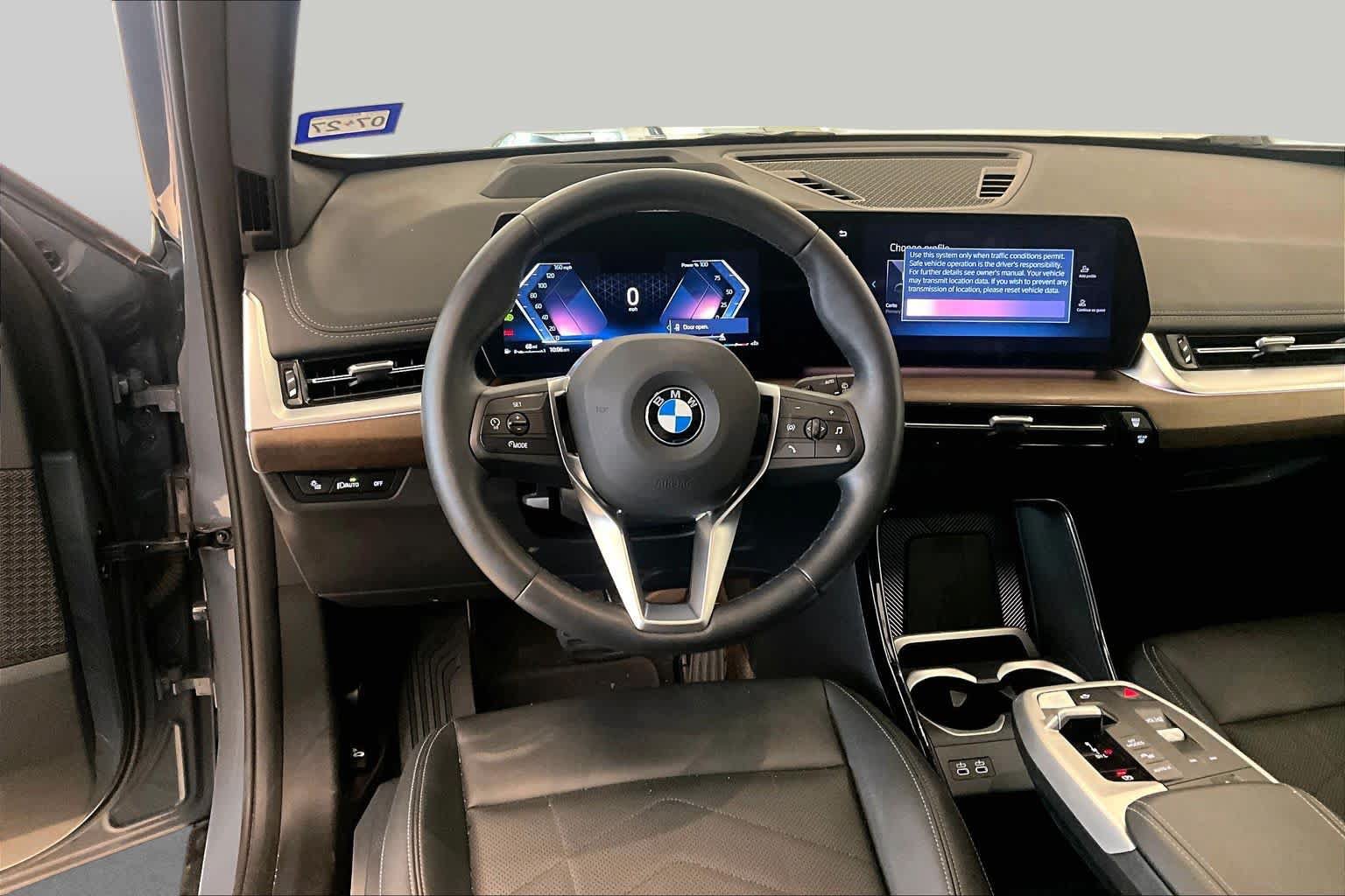 Used 2025 BMW X1 xDrive28i w/ Technology Package AWD/4WD image 17