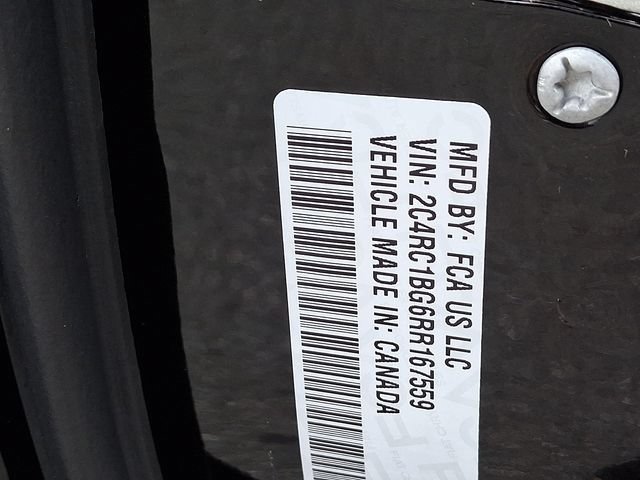Used 2024 Chrysler Pacifica Touring-L FWD image 28