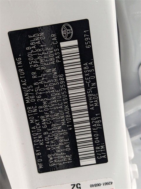 Used 2025 Toyota Camry SE image 35