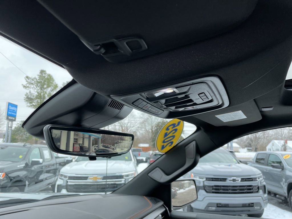 Used 2025 GMC Sierra 1500 AT4 w/ AT4 Premium Package image 23