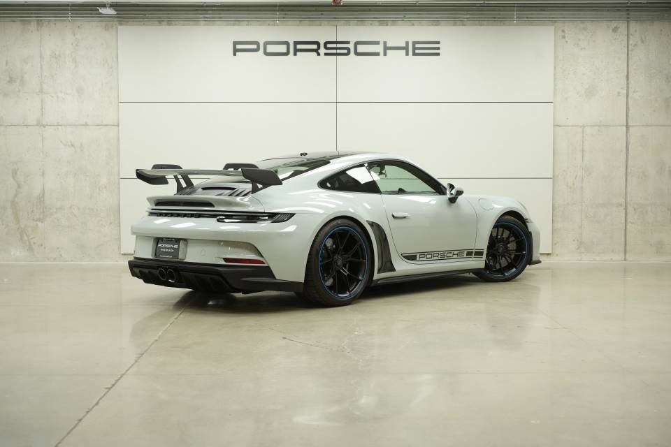 Used 2022 Porsche 911 GT3 RWD image 7
