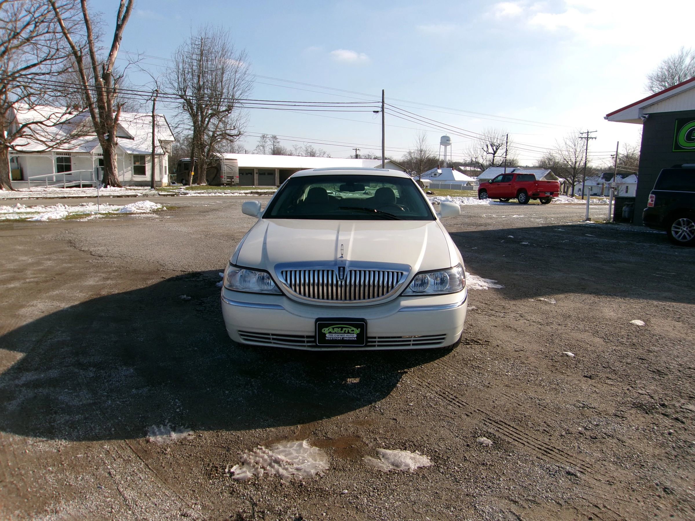 Used 2007 Lincoln Town Car Signature Limited image 5