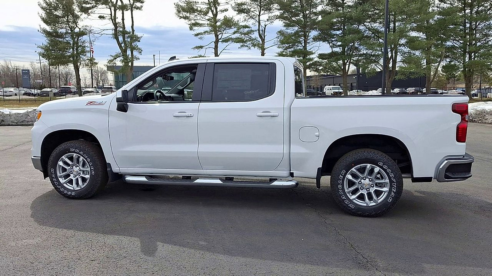 New 2026 Chevrolet Silverado 1500 LT w/ Z71 Off-Road Package image 8