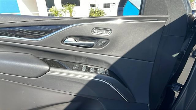 Used 2024 Cadillac Escalade Sport AWD/4WD image 29