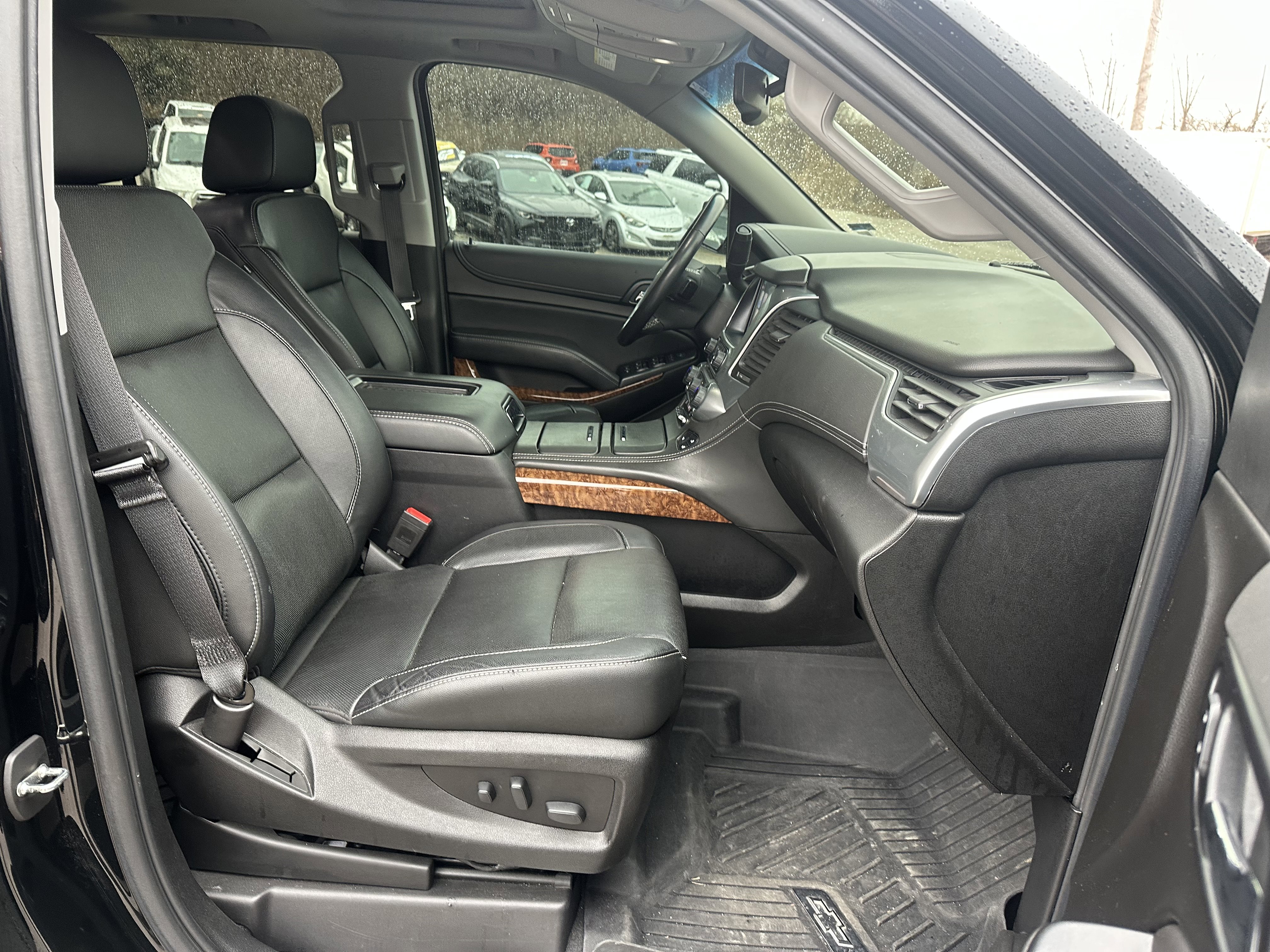 Used 2019 Chevrolet Tahoe Premier image 11