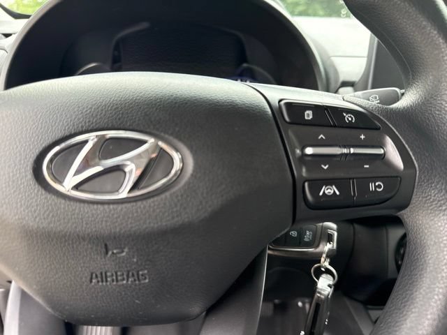 Used 2023 Hyundai Kona SE w/ Cargo Package AWD/4WD image 36