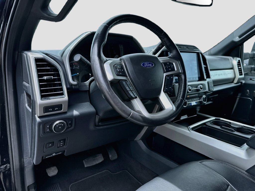 Certified 2022 Ford F250 Lariat w/ Black Appearance Package AWD/4WD image 9