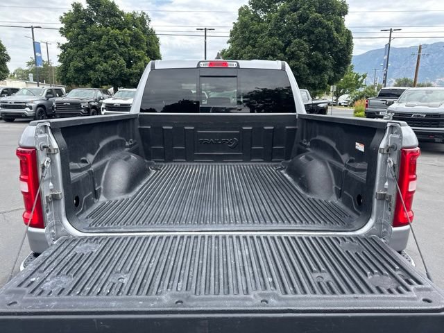 Used 2025 RAM 1500 Laramie AWD/4WD image 13