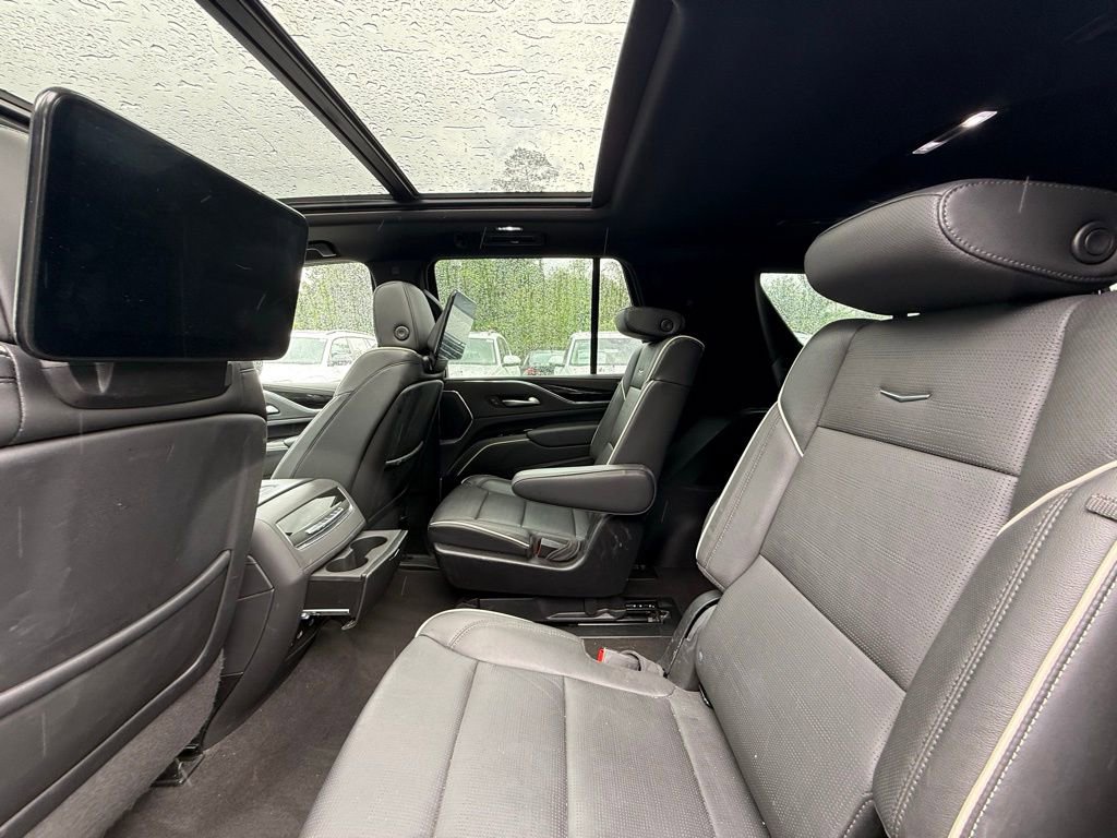 Used 2023 Cadillac Escalade Sport image 14