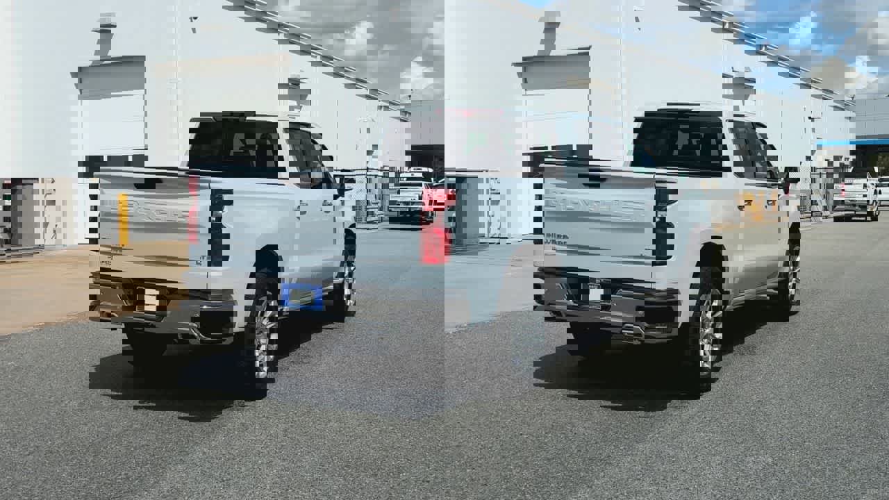 New 2026 Chevrolet Silverado 1500 LTZ image 8