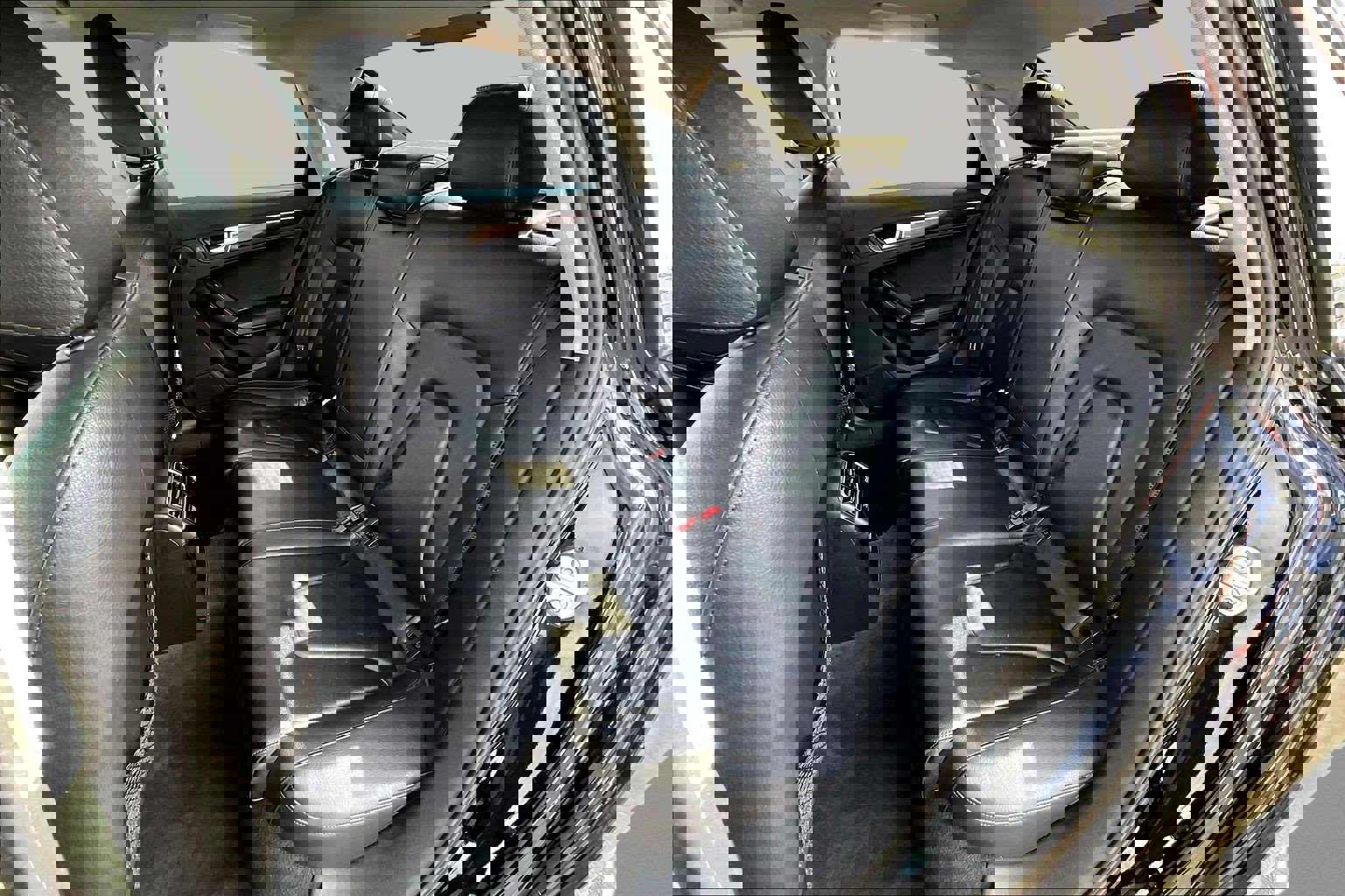 Used 2015 Audi A4 2.0T Premium Plus w/ Technology Package FWD image 25