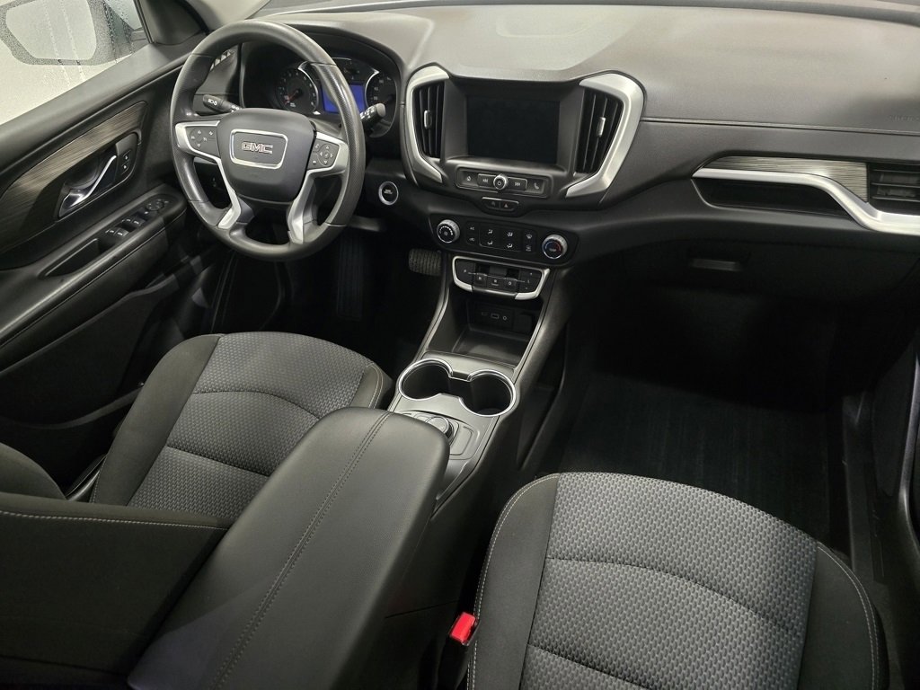 Used 2023 GMC Terrain SLE image 19