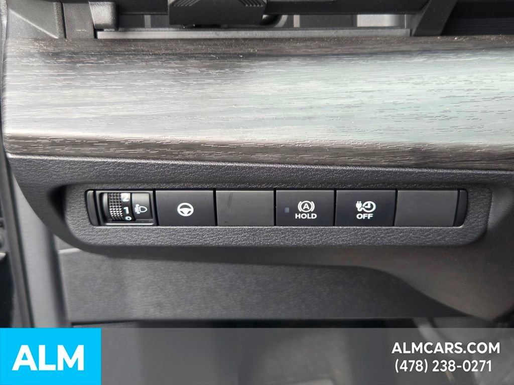 Used 2023 Nissan Ariya FWD image 28